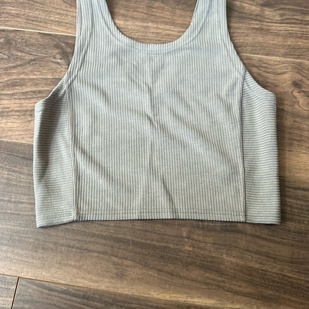 Lululemon Athletica Green Ribbed Crop Tank Top